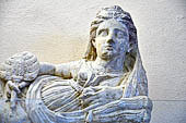 Volterra. La grandiosa serie di urne cinerarie del Museo Etrusco Guarnacci.